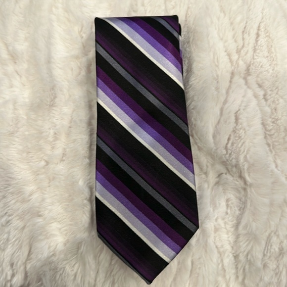 $3.00 - 15 TIES Stafford , Croft & Barrow ,apt9 , J,Ferrar ,Jones NY ect. - Picture 12 of 15